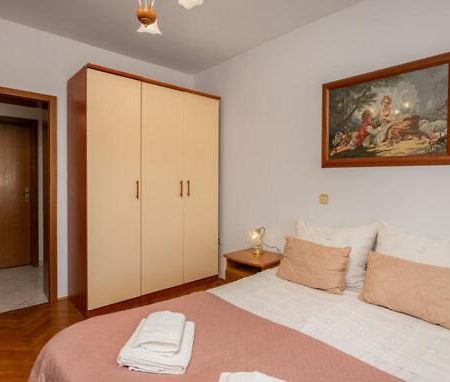 Apartment Sabina&Zoran Malinska Ngoại thất bức ảnh