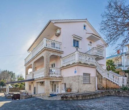 Apartment Sabina&Zoran Malinska Ngoại thất bức ảnh