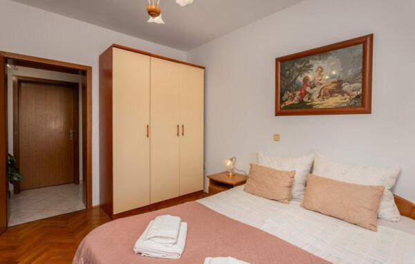 Apartment Sabina&Zoran Malinska Ngoại thất bức ảnh