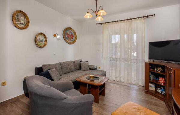 Apartment Sabina&Zoran Malinska Ngoại thất bức ảnh